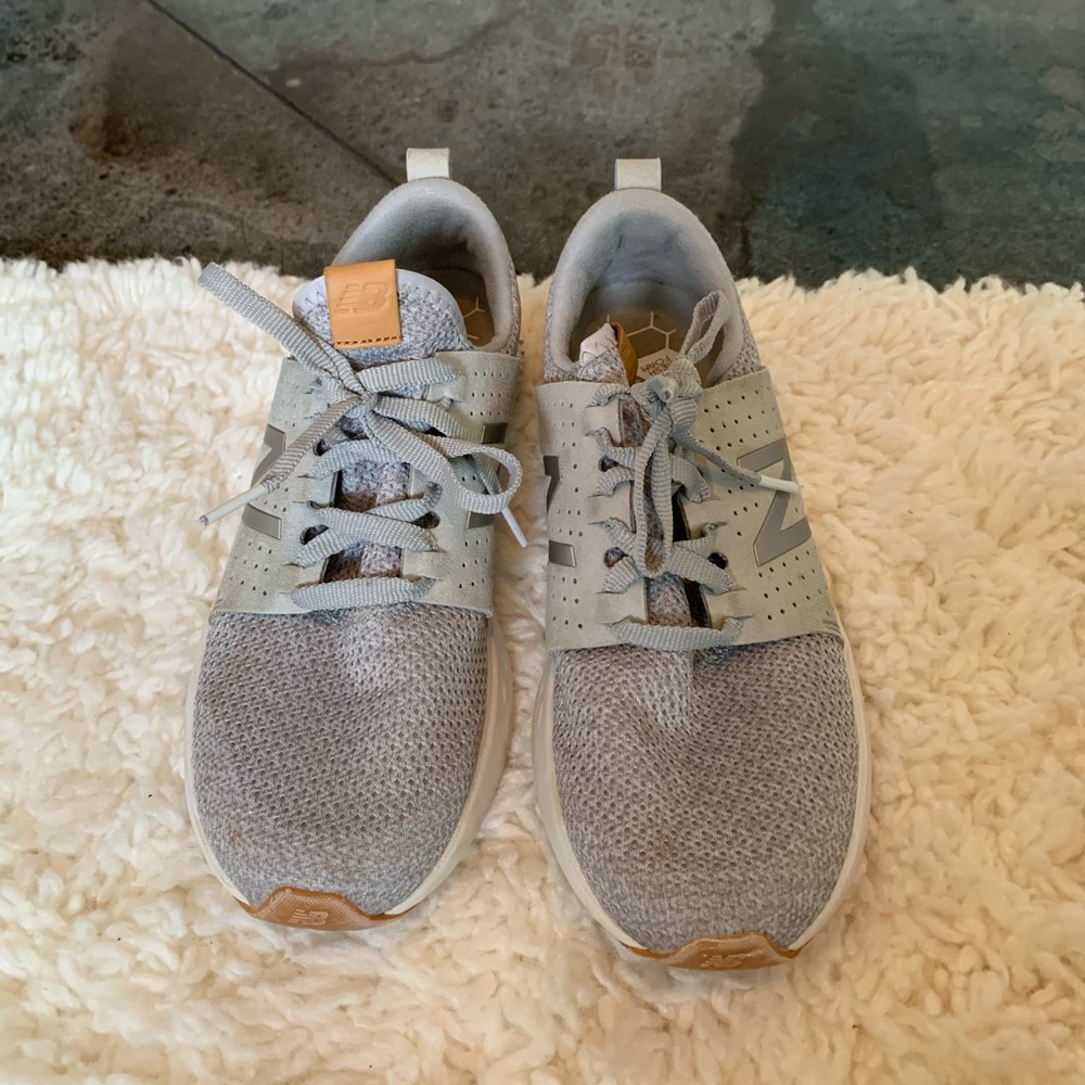 New balance workout shoes